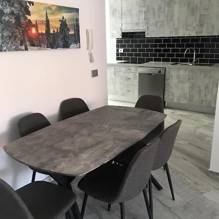 X2x Casa Andrea 아파트 아로나